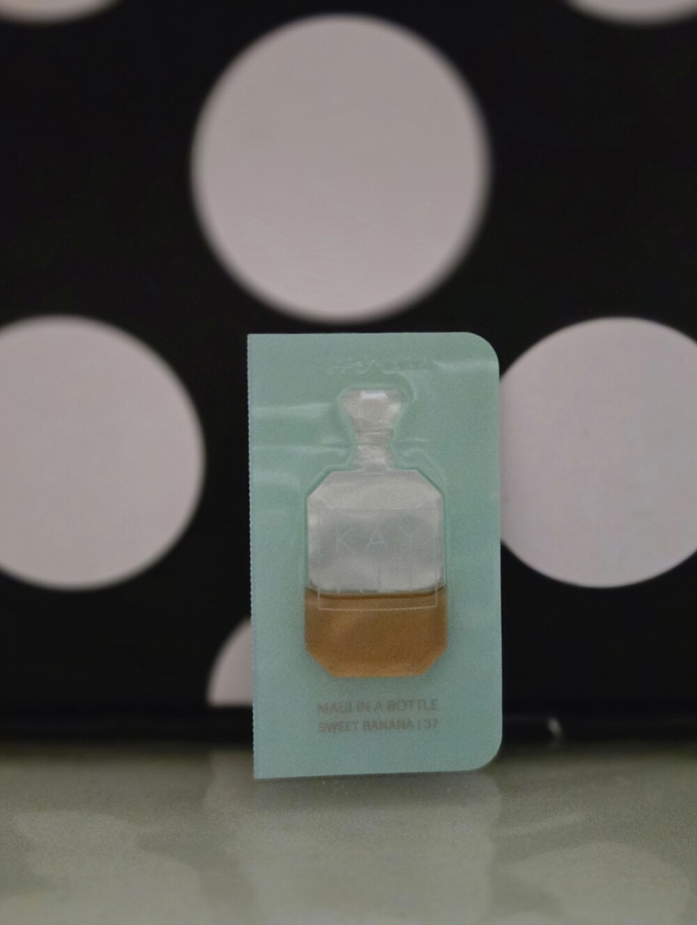 10/$25✨️Kayali Maui In A Bottle Sweet Banana SAMPLE✨️